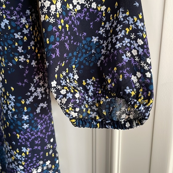 NWT Dalia - Ditsy Floral Dress - size US 6 - Picture 6 of 12